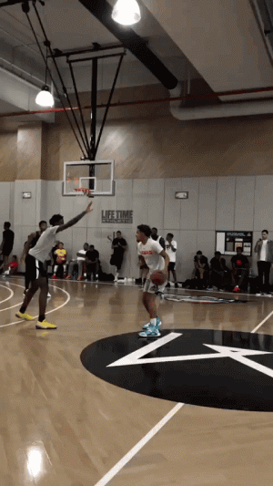 马拉多纳之子：孔蒂是足坛最成功的教练之一，批评他很荒谬（马拉多纳之子力挺孔蒂：他跻身足坛顶级名帅，批评纯属荒谬）