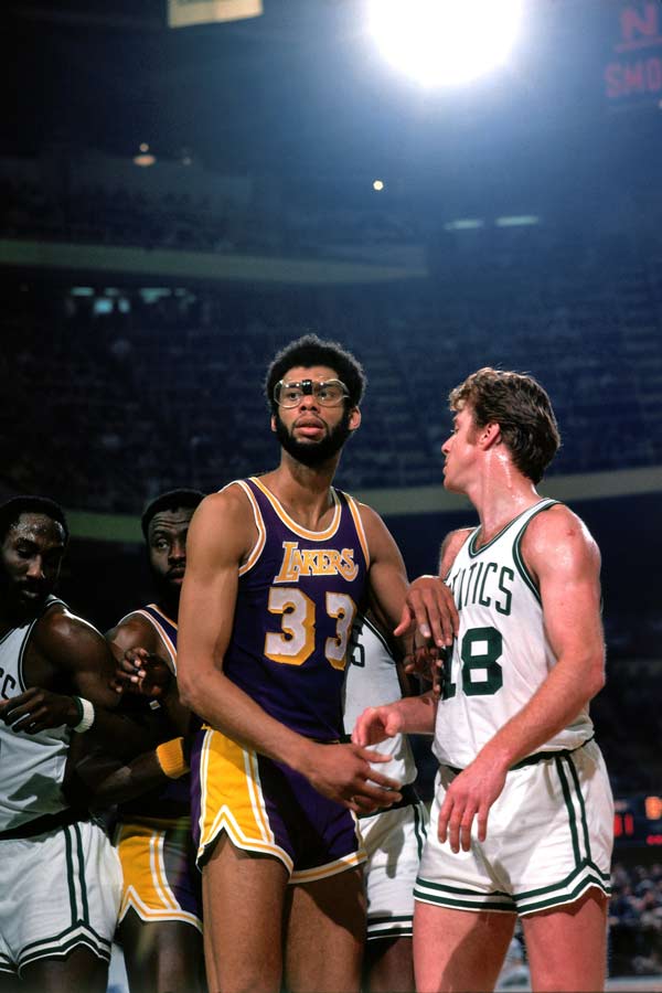 穆帅：我和孔蒂不是朋友，他是顶级教练但我不清楚他的为人（穆里尼奥：与孔蒂并非朋友，他是顶级主帅，但其为人我不了解）