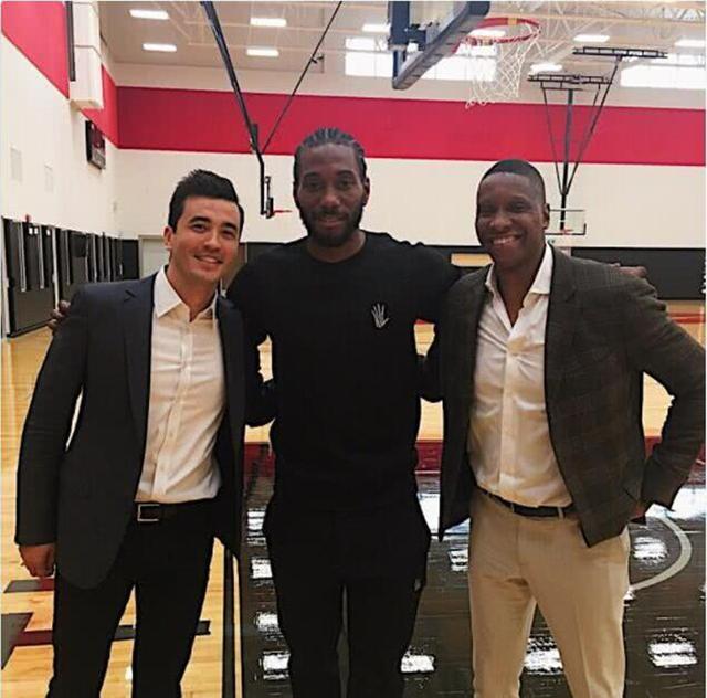 伯纳乌的嘘声？贝林厄姆：我理解，球迷花了很多钱来看比赛（贝林厄姆谈伯纳乌嘘声：理解球迷，他们花了很多钱来看球）