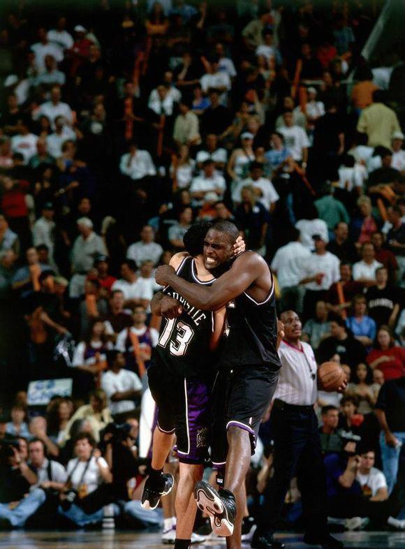 输给米兰后拉齐奥对主裁判不判罚点球不满，决定新闻沉默（负于米兰后，拉齐奥不满主裁未判点球，宣布媒体静默）